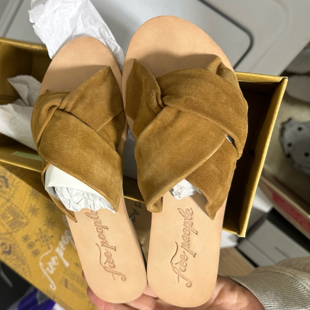 NWT Free People Rio Vista Suede Flats Slide Sandals - Picture 2 of 9